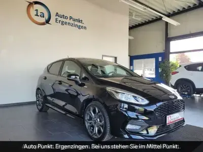 Usata Ford Fiesta ST-Line 125 CV (91 kW) 2017 Nero Utilitaria