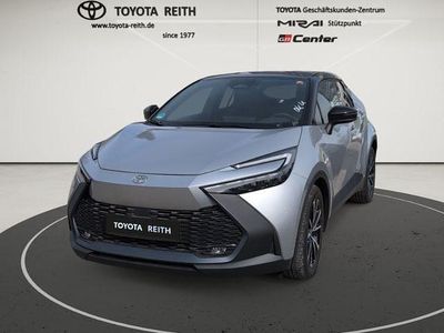 Gebraucht Toyota C-HR Team 140 PS (102 kW) 2024 Silver metallic / black SUV
