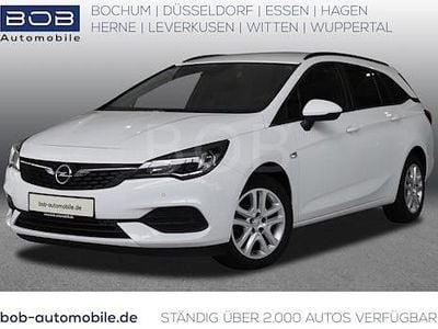 Weiß Gebraucht 2020 Opel Astra Edition Kombi | 10.550 € (Guter Preis)