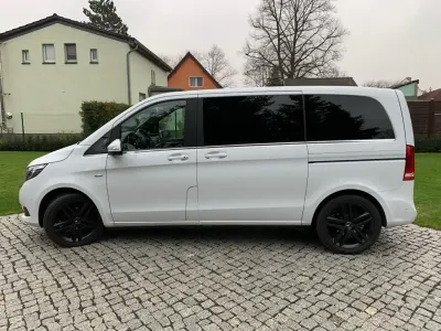 Gebraucht Mercedes V220 Avantgarde Edition 163 PS (119 kW) 2015 Weiß Van / Kleinbus