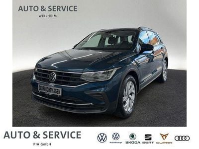 Gebraucht VW Tiguan Life 150 PS (110 kW) 2021 Blau SUV