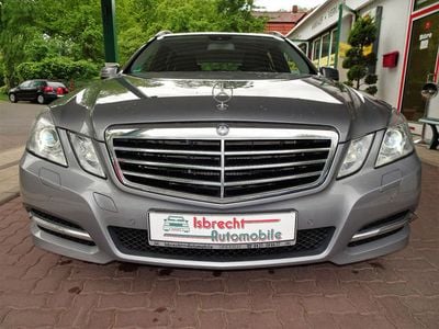 Gebraucht Mercedes E200 Avantgarde 184 PS (135 kW) 2013 Grau metallic Kombi