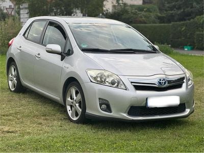 Toyota Auris Hybrid