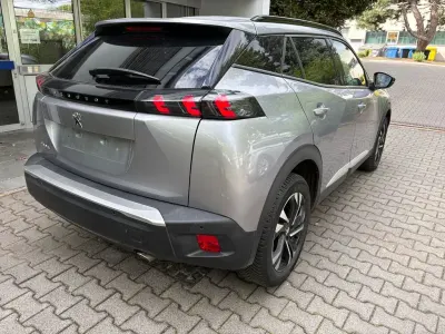 Gebraucht Peugeot 2008 Allure 131 PS (96 kW) 2022 SUV