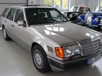 Gebraucht Mercedes 300 147 PS (108 kW) 1990 Silber Kombi