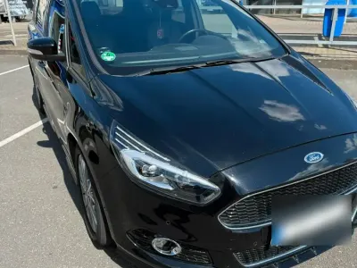 Gebraucht Ford S-MAX ST-Line 241 PS (177 kW) 2019 Schwarz Van / Kleinbus