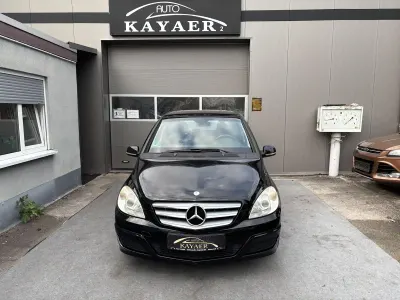 Gebraucht Mercedes B160 95 PS (69 kW) 2009 Schwarz Kleinwagen