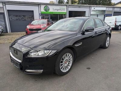Gebraucht Jaguar XF Prestige 179 PS (131 kW) 2017 Schwarz Limousine