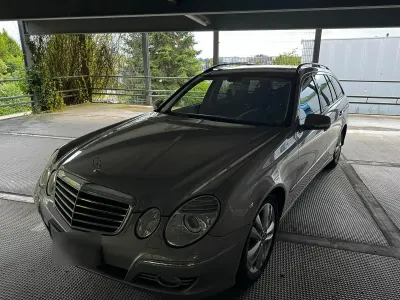 Gebraucht Mercedes E280 Avantgarde 230 PS (169 kW) 2007 Andere farben Kombi