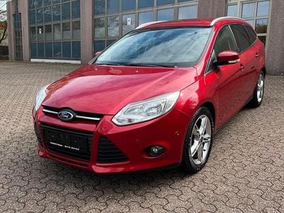 Gebraucht Ford Focus 125 PS (91 kW) 2013 Rot Kombi