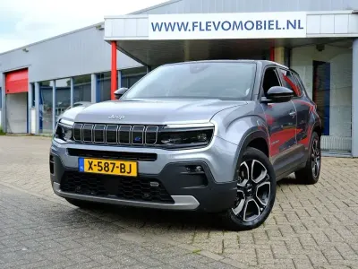 Gebraucht Jeep Avenger EV 114 kW (156 PS) 2023 Grau SUV