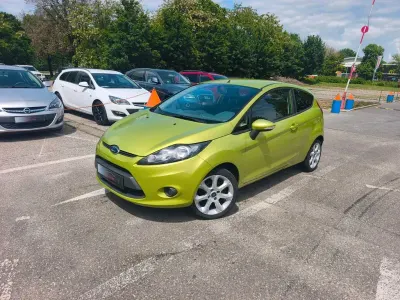 Używany Opel Corsa Sport 87 KM (63 kW) 2010 Zielony Hatchback
