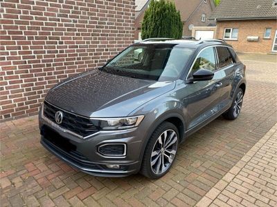 gebraucht VW T-Roc 1.5 TSI DSG UNITED PANO+AHK+RFK