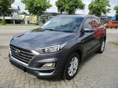 Gebraucht Hyundai Tucson 136 PS (100 kW) 2020 Grau SUV