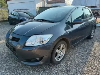 Usata Toyota Auris Executive 124 CV (91 kW) 2007 Grigio Berlina