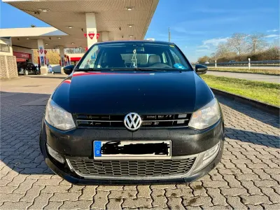 Gebraucht VW Polo 90 PS (66 kW) 2014 Schwarz Kleinwagen