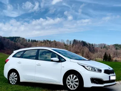 Gebraucht Kia Ceed Platinum Edition 135 PS (99 kW) 2018 Weiß Kleinwagen