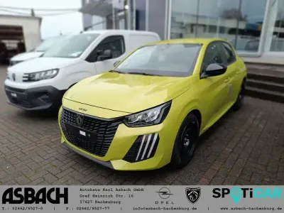 Neu Peugeot 208 Style 101 PS (74 kW) 2025 Gelb Kleinwagen