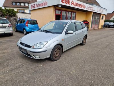 gebraucht Ford Focus 1.6 Ghia