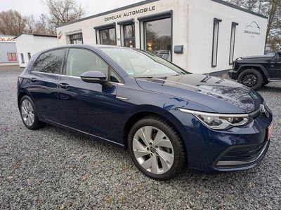 Blau Gebraucht 2020 VW Golf VIII Style Limousine | 18.990 € (Fairer Preis)