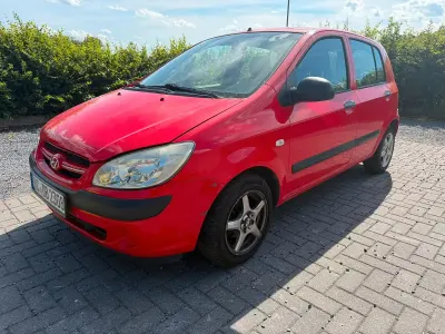 Gebraucht Hyundai Getz 67 PS (49 kW) 2009 Rot Kleinwagen