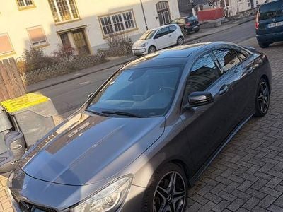 Grau Gebraucht 2014 Mercedes CLA250 AMG line Limousine | 15.000 € (Guter Preis)