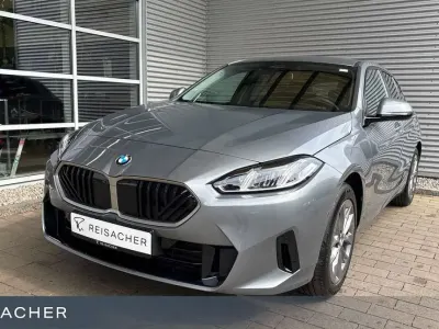 Ny BMW 120 170 HK (125 kW) 2026 Grå Hatchback