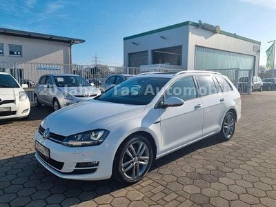 Gebraucht VW Golf VII LOUNGE 125 PS (91 kW) 2015 Pure white Kombi