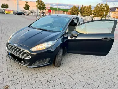 Gebraucht Ford Fiesta 95 PS (69 kW) 2013 Schwarz Van