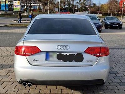 Gebraucht Audi A4 Ambiente 160 PS (117 kW) 2011 Silber Limousine