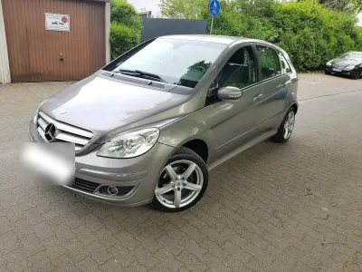 Usata Mercedes B150 95 CV (69 kW) 2007 Grigio Monovolume