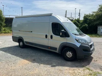 Gebraucht Peugeot Boxer 150 PS (110 kW) 2017 Silber Van