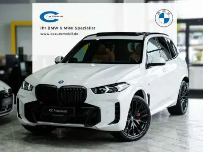 Gebraucht BMW X5 M Sport 298 PS (219 kW) 2026 Alpinweiss iii SUV