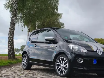 Gebraucht VW up! 68 PS (50 kW) 2016 Schwarz Kleinwagen