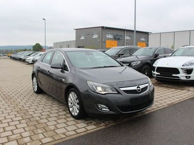 gebraucht Opel Astra Lim. 5-trg. Cosmo XENON/SITZ&LENKRADHEIZ