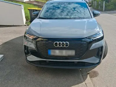Gebraucht Audi Q4 e-tron 125 kW (170 PS) 2023 Grau SUV