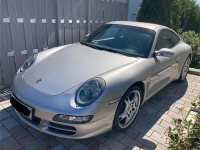 Porsche 911 Carrera