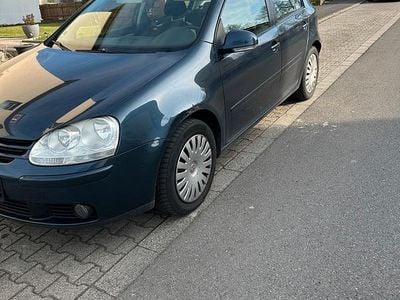Usata VW Golf V 80 CV (58 kW) 2007 Blu Utilitaria