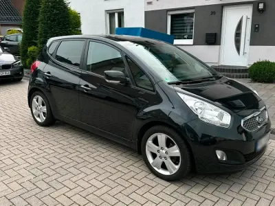 Gebraucht Kia Venga 128 PS (94 kW) 2016 Schwarz Kleinwagen