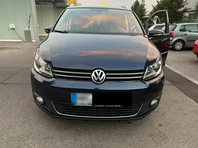 Gebraucht VW Touran 140 PS (102 kW) 2012 Blau Van / Kleinbus