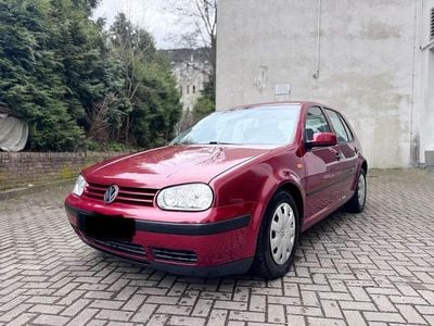 Usata VW Golf IV 101 CV (74 kW) 1999 Rosso Utilitaria