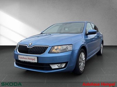 Gebraucht Skoda Octavia Ambition 140 PS (102 kW) 2015 Blau Limousine