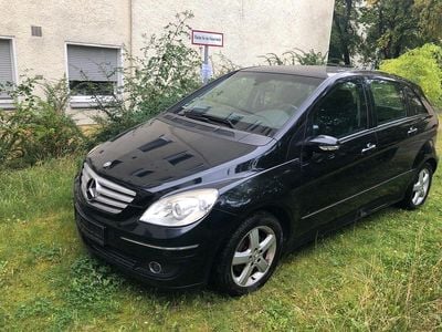 Mercedes B200