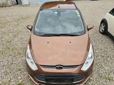 Gebraucht Ford B-MAX Titanium 105 PS (77 kW) 2014 Braun Van / Kleinbus