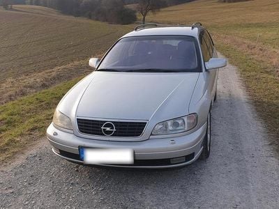 Gebraucht Opel Omega Design Edition 150 PS (110 kW) 2003 Silber Kombi