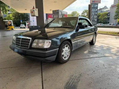 Gebraucht Mercedes 300 180 PS (132 kW) 1992 Schwarz Coupé