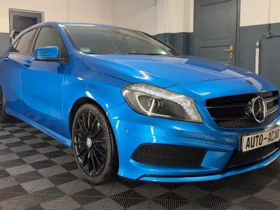 Gebraucht Mercedes A180 AMG line 122 PS (89 kW) 2014 Blau Kleinwagen