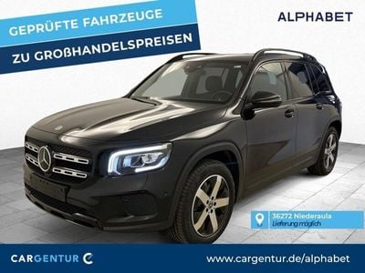 Mercedes GLB220
