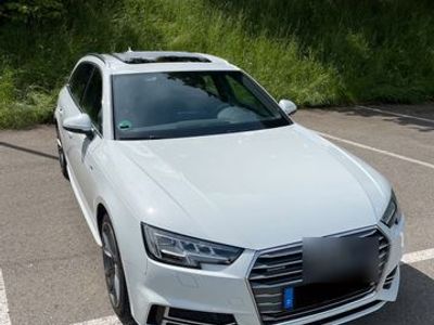 gebraucht Audi A4 3.0 TDI / quattro / S-Line / Pano / Matrix-LED
