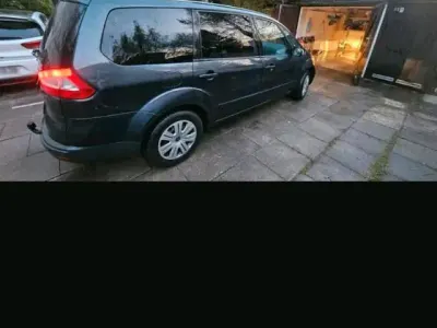 Używany Ford Galaxy 145 KM (106 kW) 2008 Szary Minivan